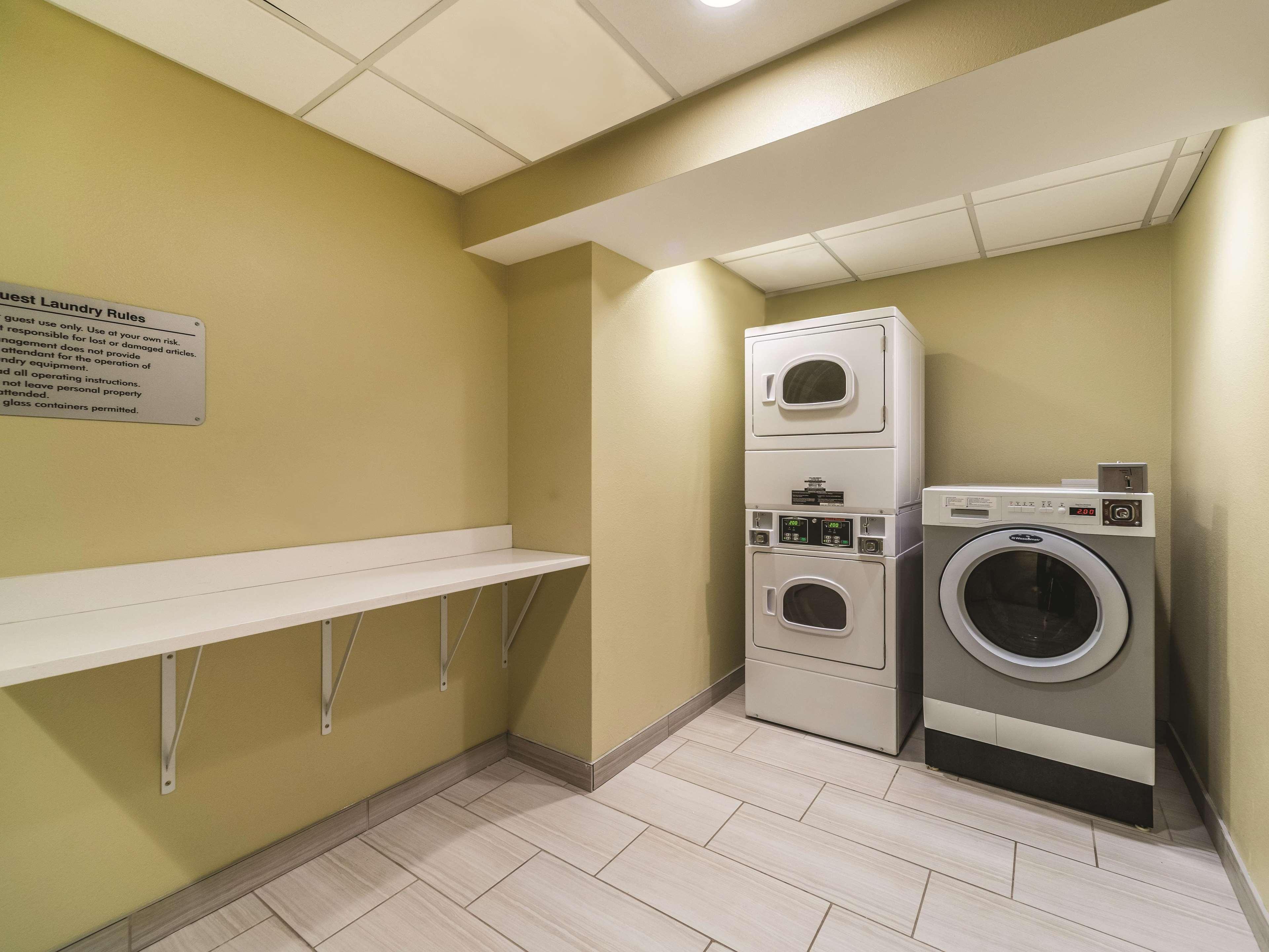 La Quinta By Wyndham Collinsville - St. Louis Eksteriør billede