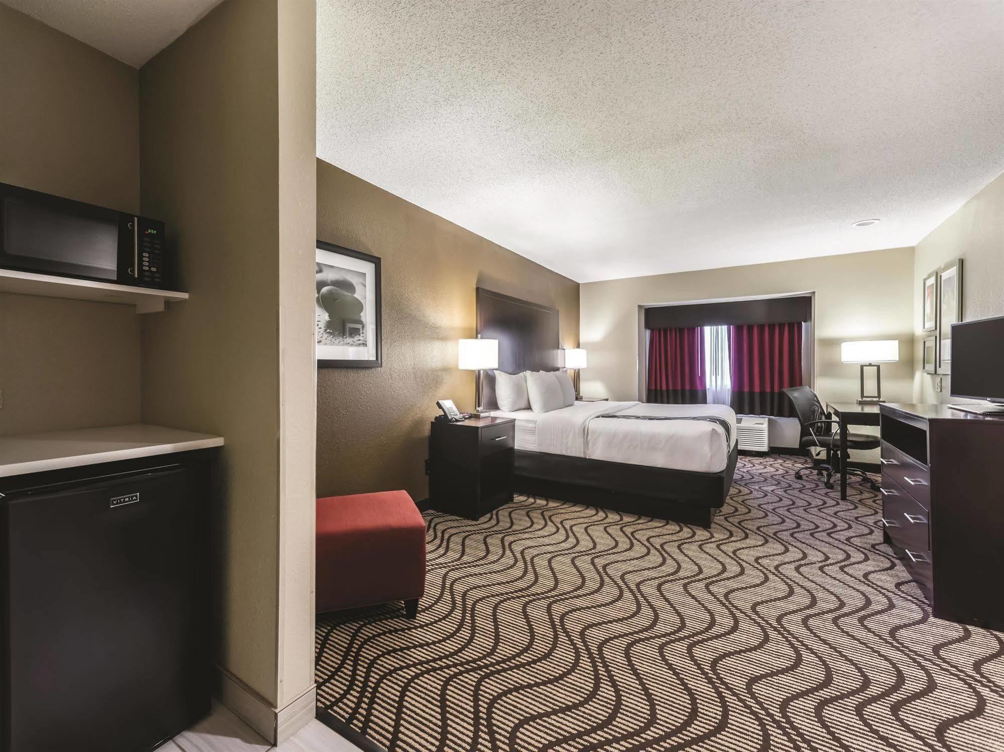 La Quinta By Wyndham Collinsville - St. Louis Eksteriør billede