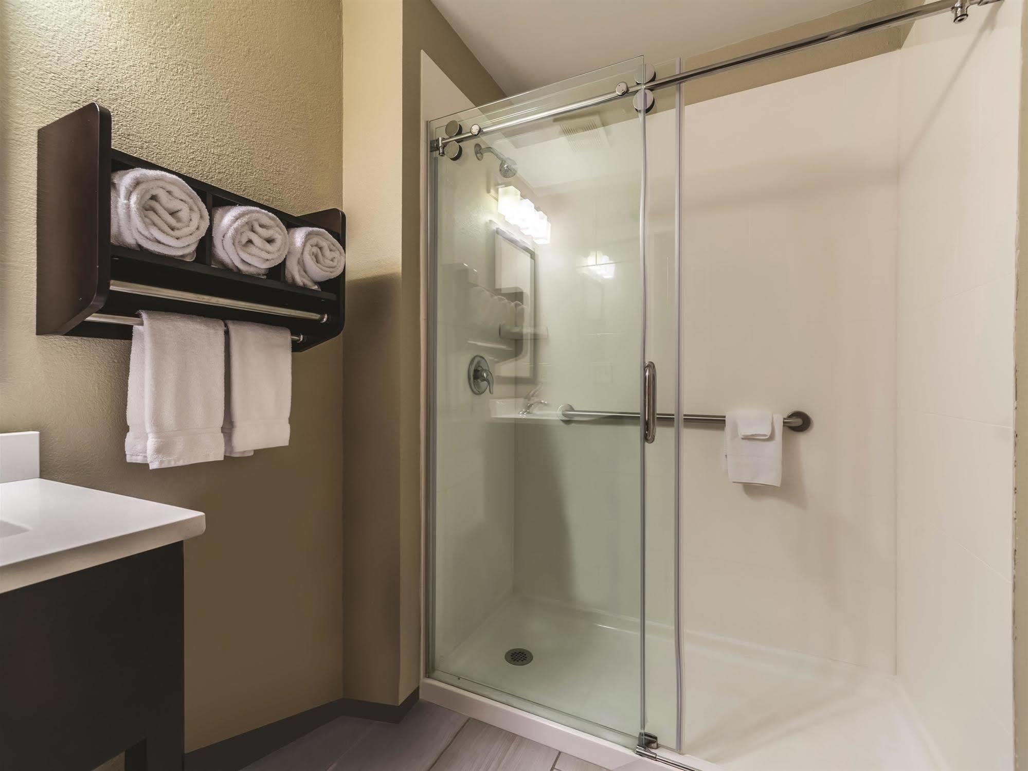 La Quinta By Wyndham Collinsville - St. Louis Eksteriør billede