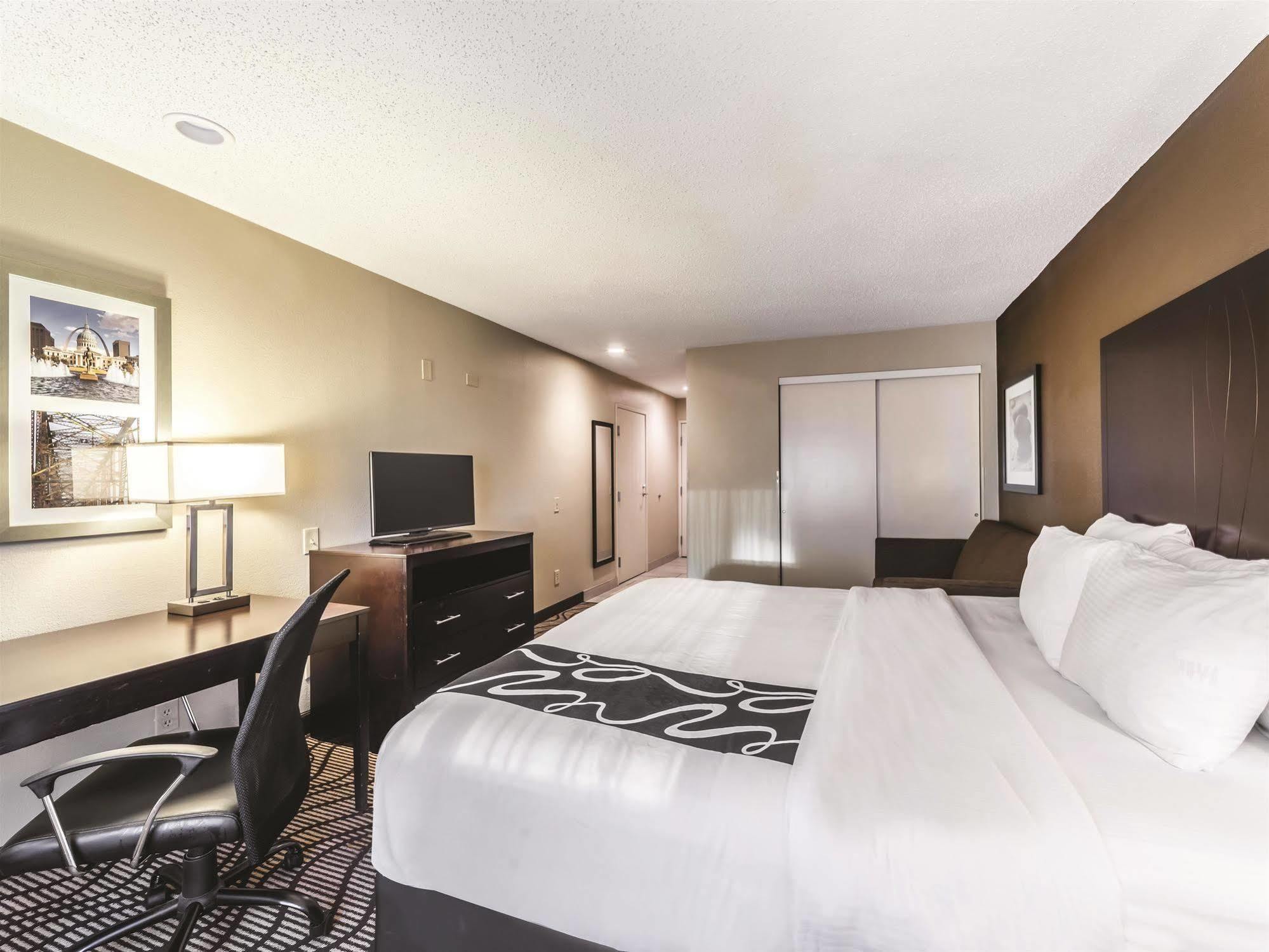 La Quinta By Wyndham Collinsville - St. Louis Eksteriør billede